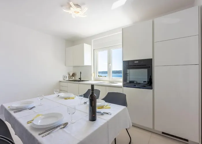 Danica * 크리크베니카